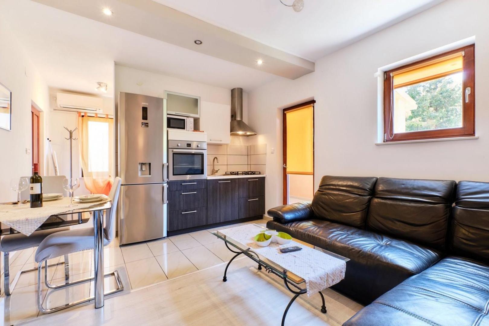 Apartments Ady Mali Lošinj Eksteriør bilde